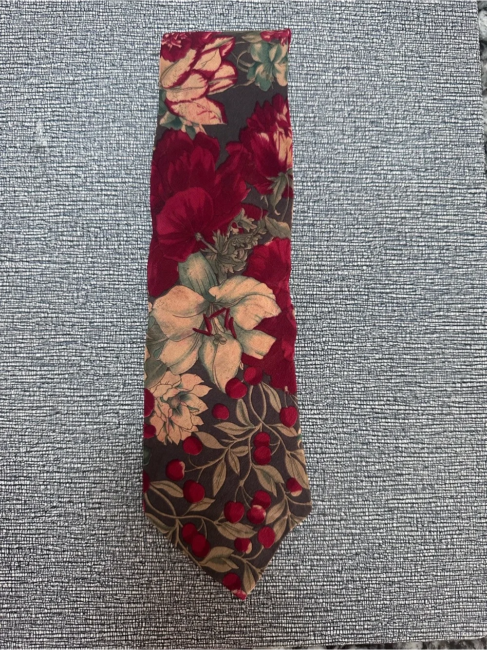 Cambridge Classics  Men's Floral Red and Cream Dress Tie